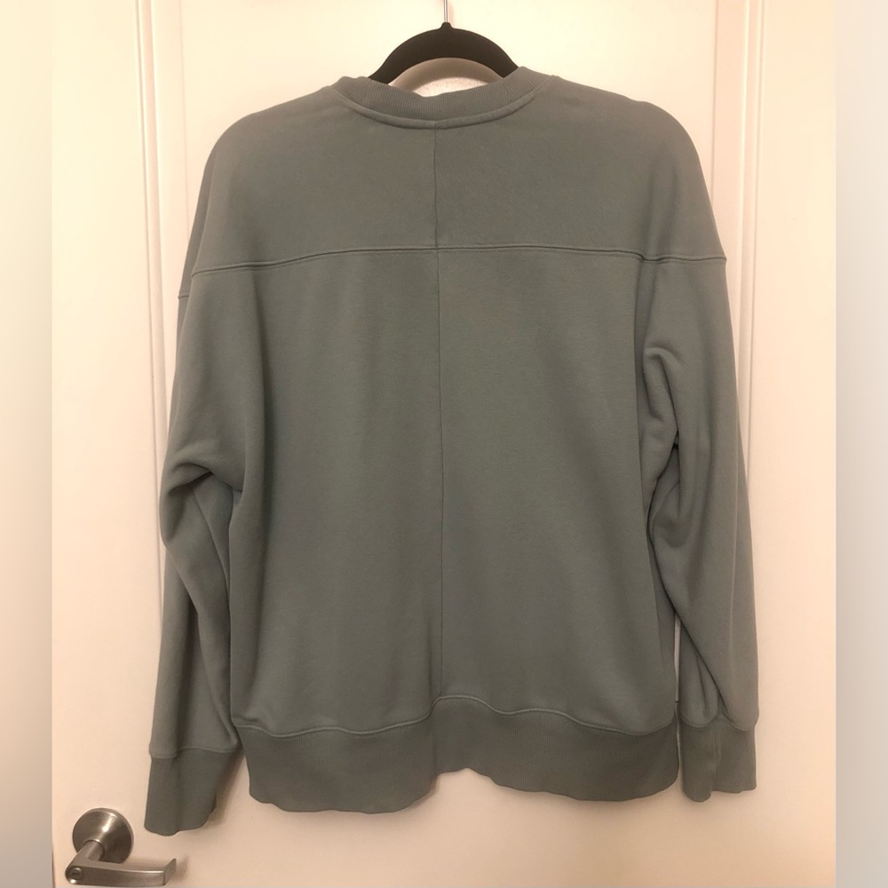 Men's Crewneck Sweatshirt in Sage Green Sz M